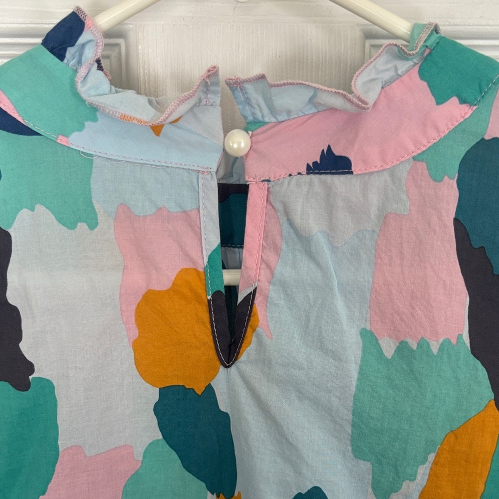 Multicolor Abstract Ruffle Sleeve Top size Large - Picture 7 of 10